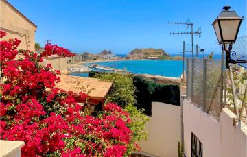 Awesome home in guilas with 2 Bedrooms and WiFi