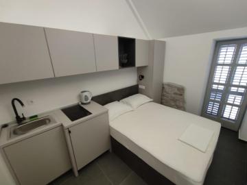 APARTMENT OLD TOWN, Center of Split
