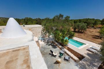 Trulli La Meringa by BarbarHouse