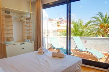 Port Alegre Attic by Hello Homes Sitges