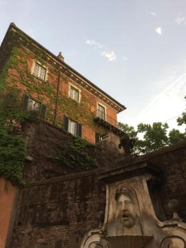 Campo de Fiori apartment