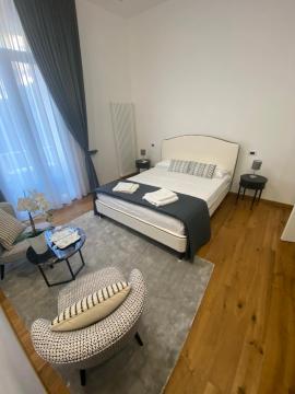 Downtown Napoli b&b - e si nun canto moro