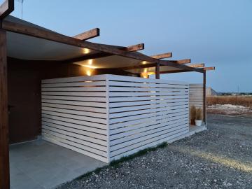 S HOUSE