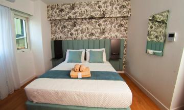 Phaedrus Living Modern Kriel Suites 303