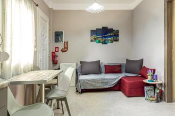 2 Bedroom Modern Apartment in Perea