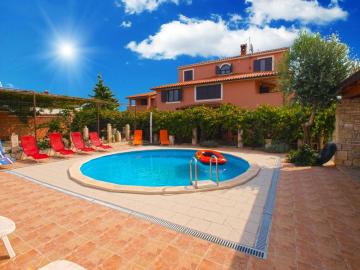 House Natasa 2133