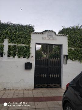 Apartamento de cinco plazas en recinto muy tranquilo cerca del mar
