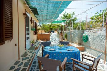 Argiris Kefalonia Traditional Cottage