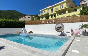 Amazing home in Rukavac with 2 Bedrooms, WiFi and Outdoor swimming pool