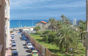 Nice apartment in Torrevieja with 3 Bedrooms and WiFi