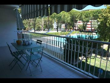 Beautiful Apartment with a Nice Terrace in Residence with Pool by Beahost Rental