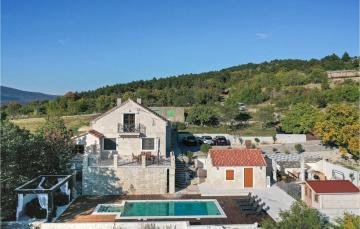 Stunning home in Lovrec with Sauna, WiFi and Heated swimming pool