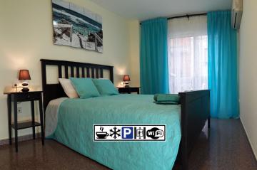 Casa Llorca Big Apt 3 Bedroom Garage AC WiFi