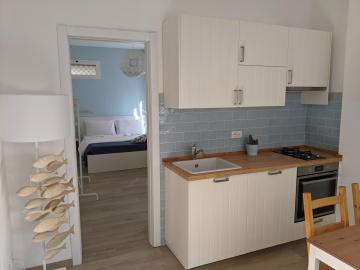 Una casina blu sulla spiaggia Viserba