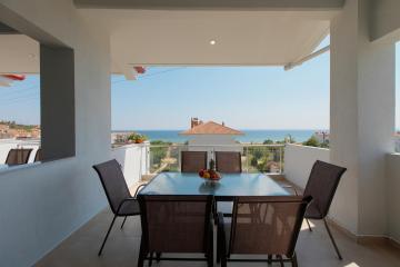 The House Of The Roses Seaview Superior Maisonette 1