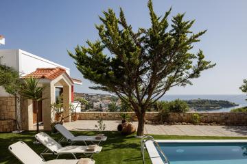 Veranda Sea View Villa, Walking Distance to Beach, By ThinkVilla