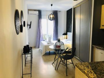 COZY STUDIO MALAGA CENTRO by AlohaMalaga