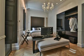 Nikiou Suites Luxury Residence