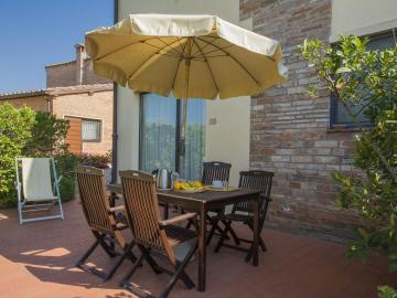 Rural Apartment in Castelfiorentino with Private Terrace