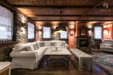 Mountain Spirit, Nilie Hospitality MGMT