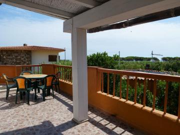 grandi famiglie o comitive 150 mt spiaggia budoni affitti