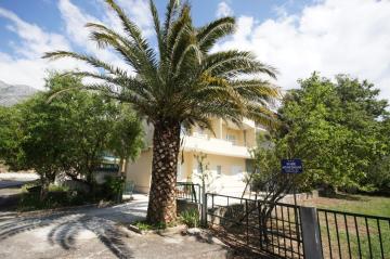 Studio apartment in Tucepi with air conditioning, WiFi, washing machine 202-2