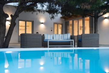 CIEL Brand New Villa with Private Pool in Isterni