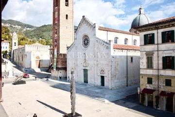 Un Gioiello a Pietrasanta