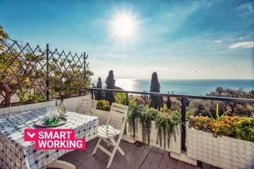 Una terrazza sul golfo di Ospedaletti by Wonderful Italy