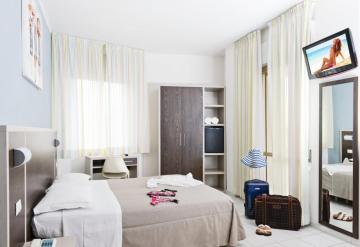 HOTEL ANCORA