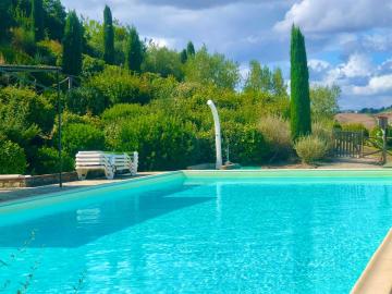 Beautiful oasis between Volterra and San Gimignano