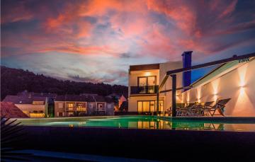 Stunning home in Korcula with 5 Bedrooms, WiFi and Outdoor swimming pool
