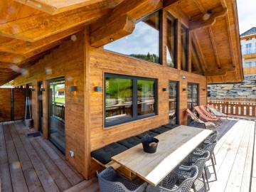Lush Chalet in Sankt with Sauna bubble bath
