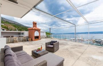 Awesome home in Jesenice with WiFi and 3 Bedrooms