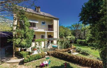 Nice apartment in Tribalj with 2 Bedrooms and WiFi
