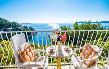 Amazing apartment in Zaton with WiFi and 2 Bedrooms