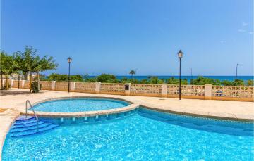 Awesome Apartment In Villajoyosa With Wifi, Outdoor Swimming Pool And Swimming Pool