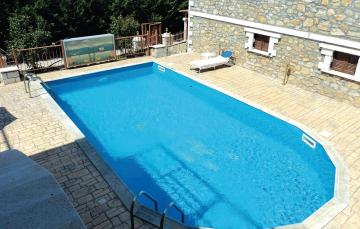 Beautiful home in Paralio Astros with 2 Bedrooms and Outdoor swimming pool
