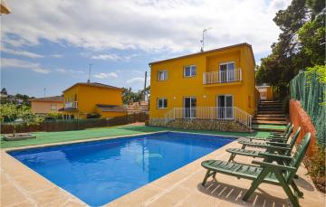Awesome home in Macanet Selva with 4 Bedrooms, WiFi and Swimming pool