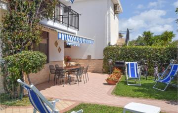 Amazing apartment in Botricello with 1 Bedrooms and WiFi