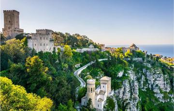 Nice home in Erice with 3 Bedrooms and WiFi