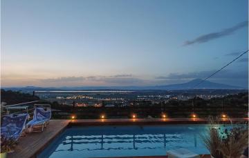 Awesome home in Carlentini with 2 Bedrooms, WiFi and Outdoor swimming pool