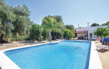 Amazing home in Carovigno BR with 2 Bedrooms, WiFi and Outdoor swimming pool