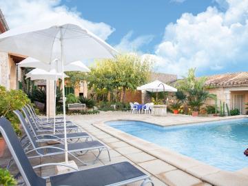 Charming house in the beautiful north of Mallorca Campanet with private pool