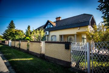 Freddy's Guest House