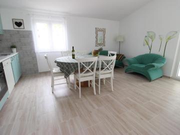 New spacious apartment direct on the beach nice terrace with great sea view