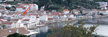 Lovely apartment in old part of Vis