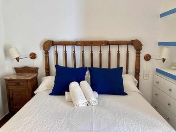 Casita de pescadores con vista al puerto