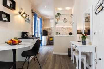 Angie Central Rooms