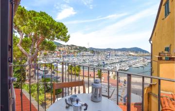 Beautiful apartment in Imperia with 2 Bedrooms and WiFi